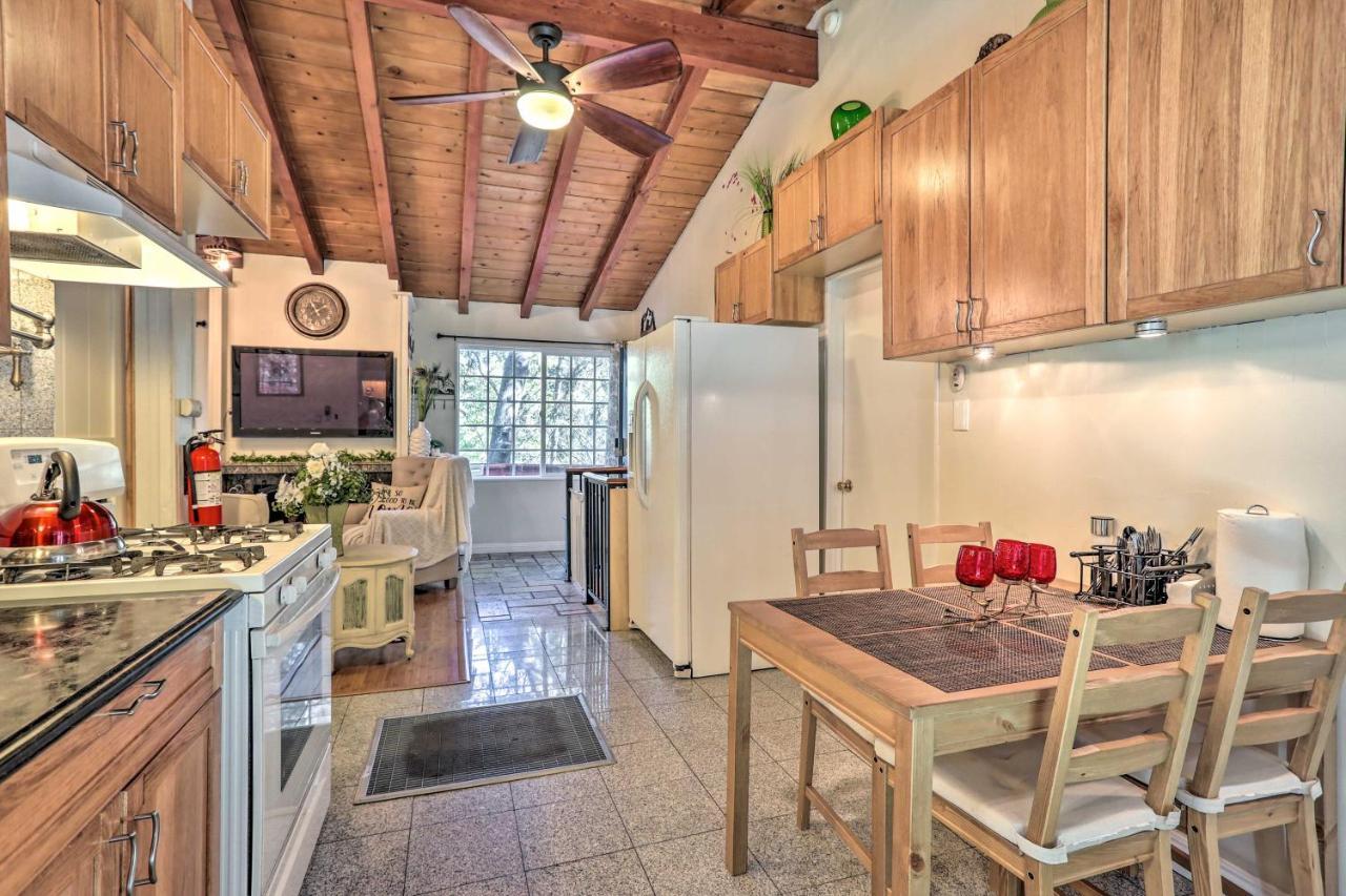 Boho Crestline Cabin, 1 Mile To Lake Gregory! Екстериор снимка