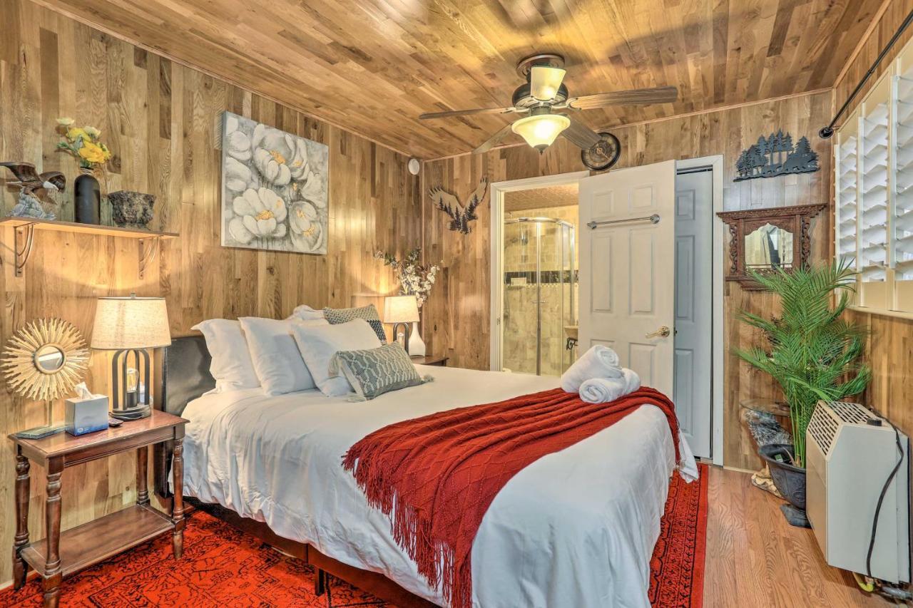 Boho Crestline Cabin, 1 Mile To Lake Gregory! Екстериор снимка